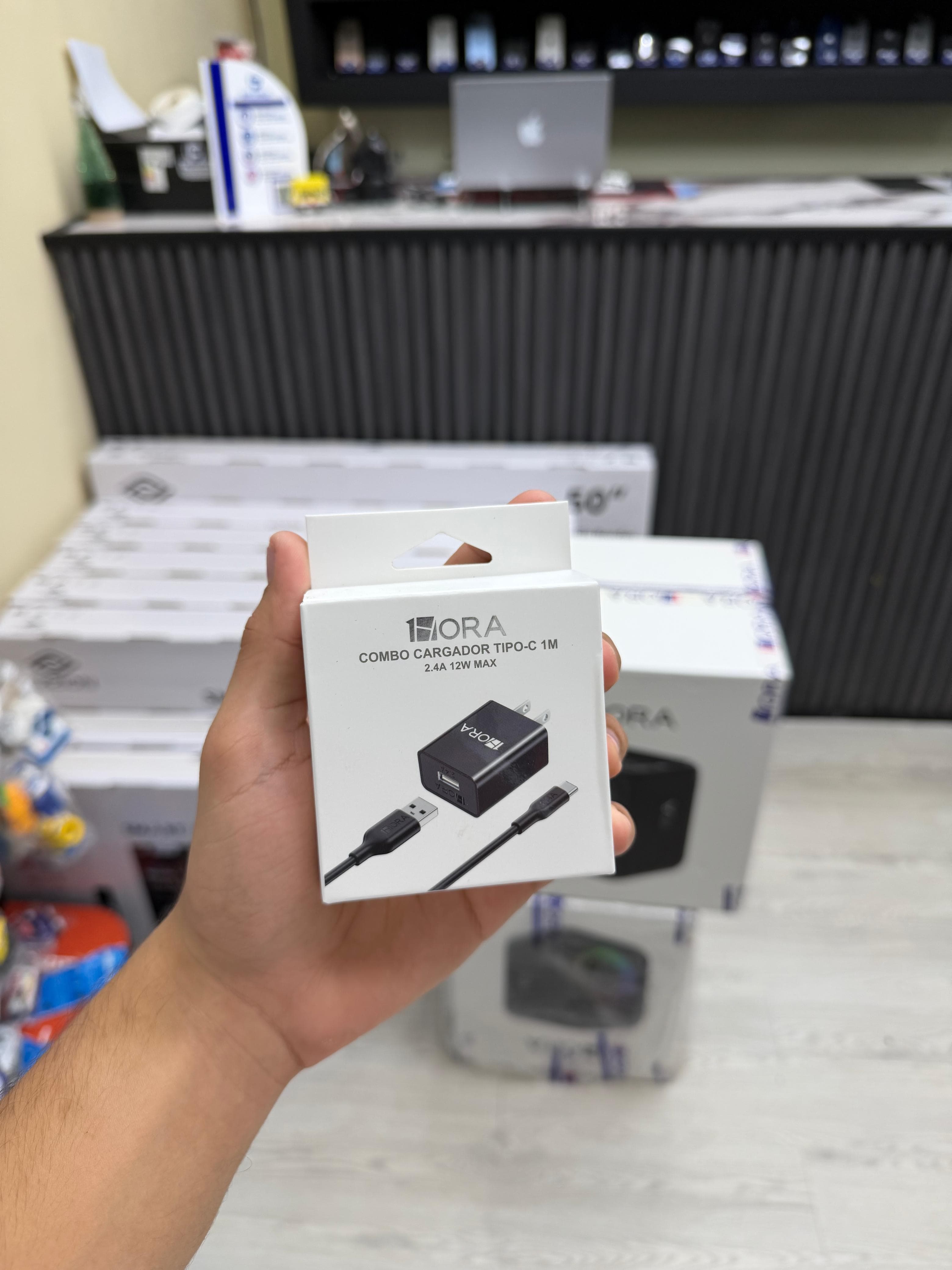 1 HORA COMBO CARGADOR TIPO C & IPHONE 1 METRO 1HORA 2.4A 12W MAX